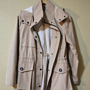 BCBGeneration Women's lightweight Beige Trench Coat camel(S) Excellent condition